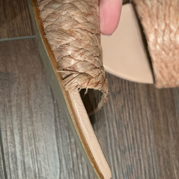 Jessie James Decker x Kanaas Raffia Slides - Picture 3 of 3